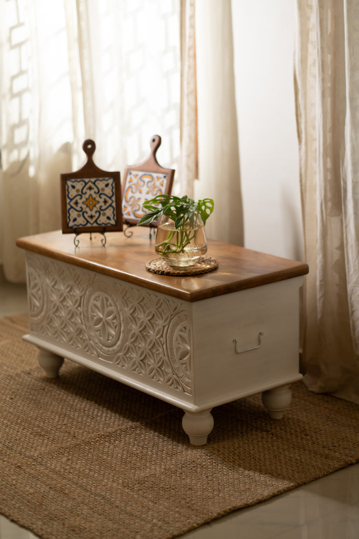 Talia Wooden Trunk – Stylish Storage & Coffee Table
