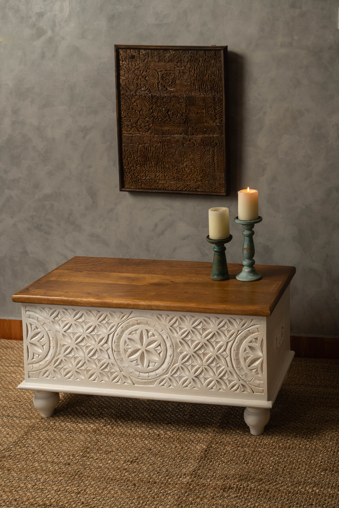 Talia Wooden Trunk – Stylish Storage & Coffee Table
