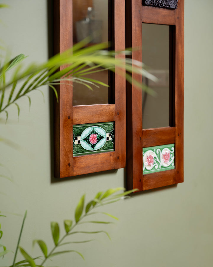 Aaina Mirror with Tile & Blocks