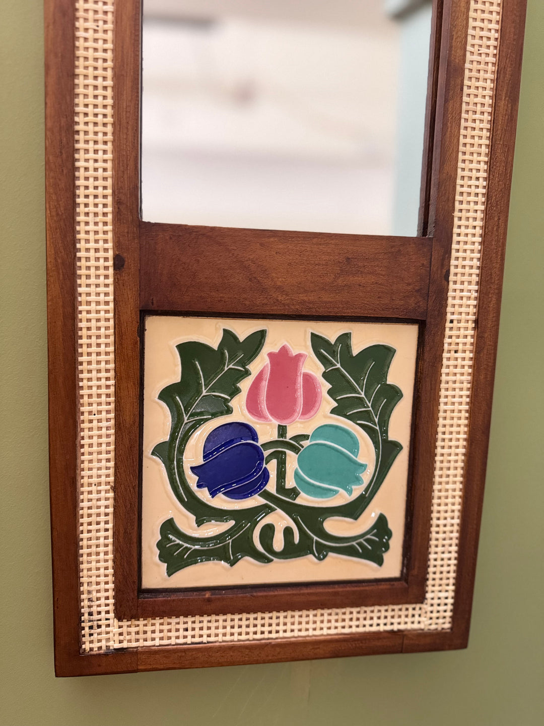 Aaina with Wicker, Tile & Blocks - Dahlia